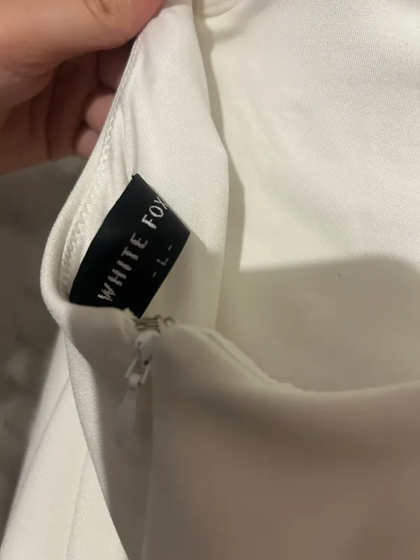 White fox white mini dress - Image 3