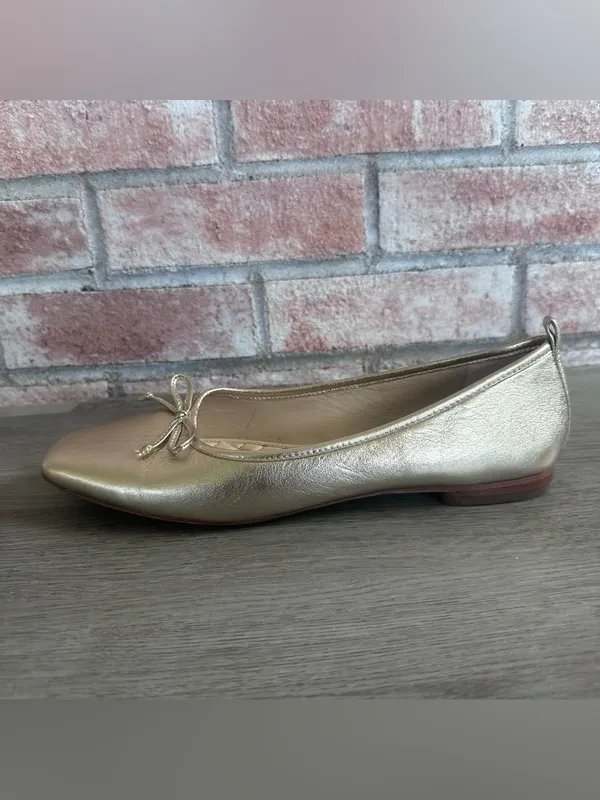 J. McLaughlin Ballet Flats Bow Women’s 9.5 Champagne Gold Square Toe Classic - Image 5