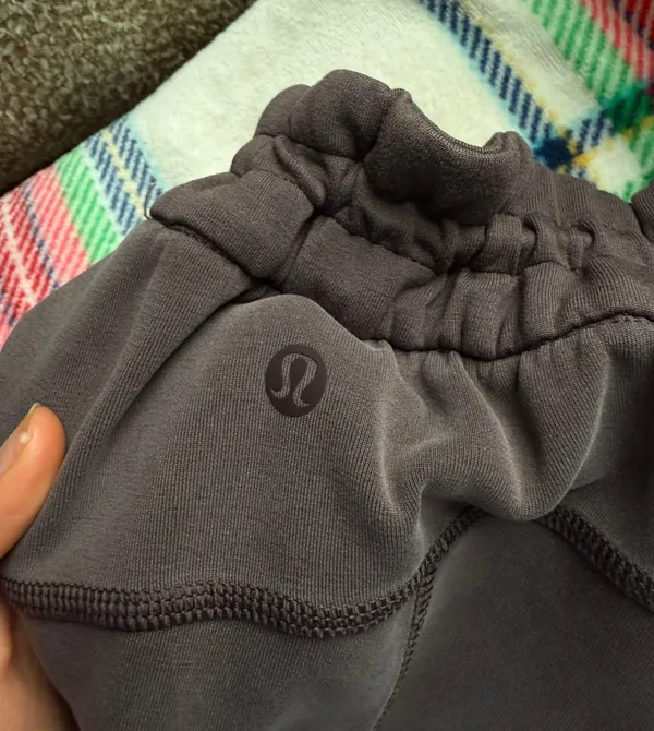 Lululemon Softstreme In Espresso - Image 5