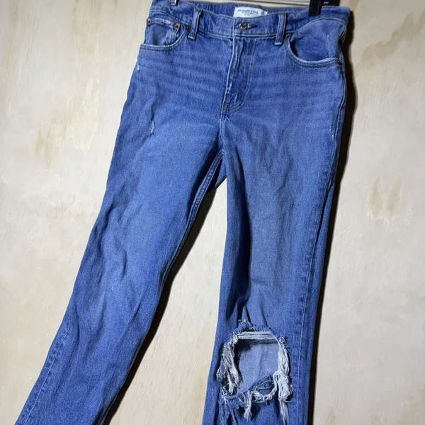 Abercrombie & Fitch 90s Straight Jeans Womens 28 6R Low Rise Distressed Blue - Image 2