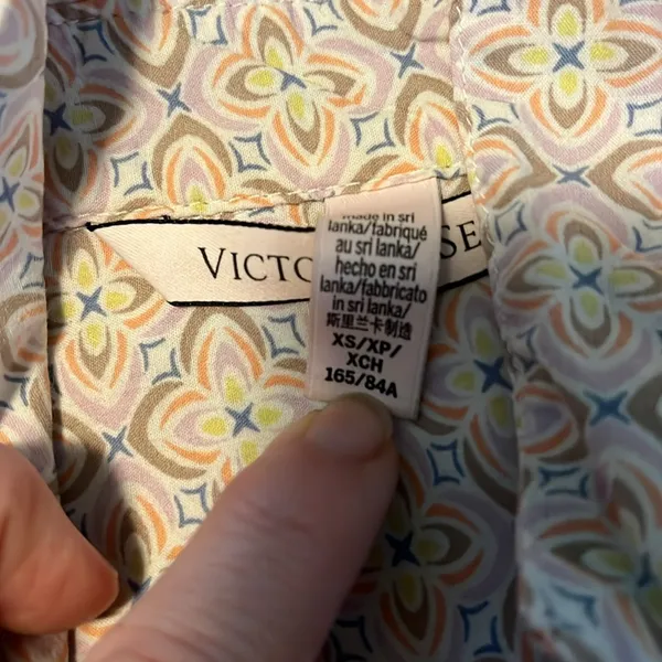 Victoria's Secret pajama set. Xs. Used good condition. - Image 3