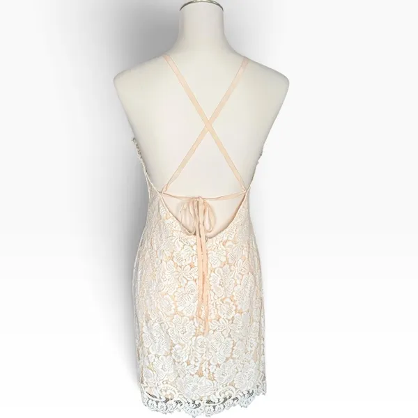 Dress Forum L Ivory Lace Open Back Cocktail Occasion Dress Wedding Halter Mini - Image 5