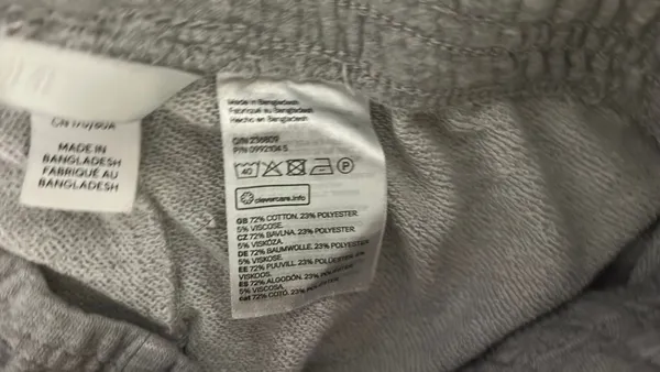 H&M Grey sweat shorts - Image 2