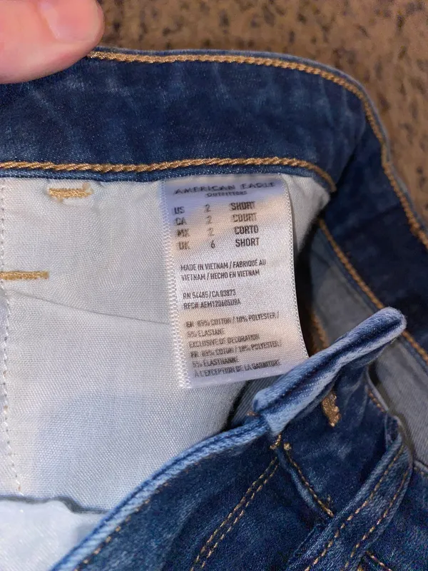 American Eagle s Jeans - Image 2