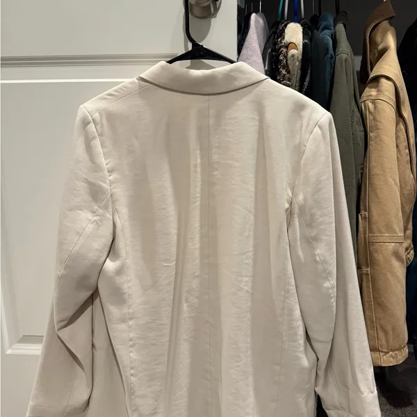 H&M Cream Women's Blazer - Image 2