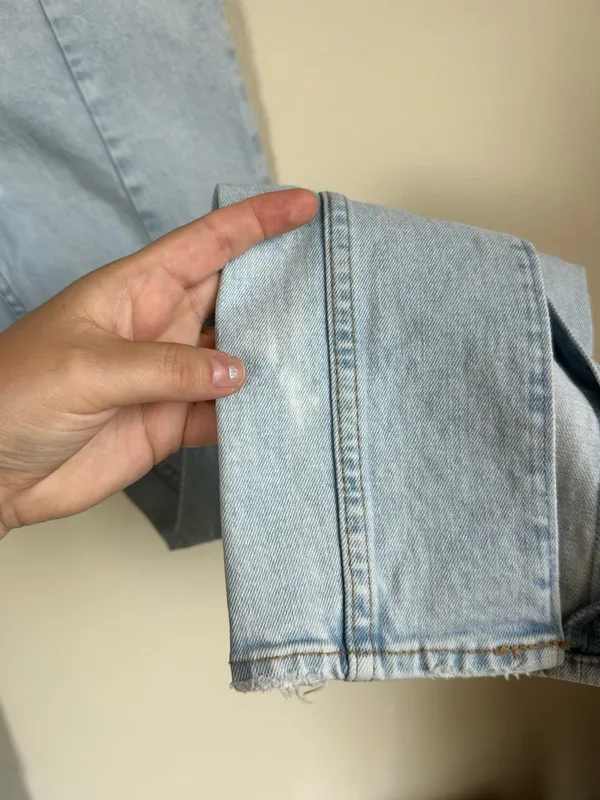 Abercrombie & Fitch The Skinny High Rise Split Leg Jeans - Image 11