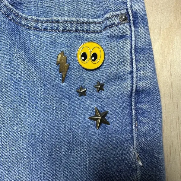 Levis 711 Skinny Embellished‎ Jeans Vintage Soft Blue Wash Star Eyes Zip Fly 31 - Image 7