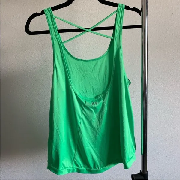 Neon‎ backless yoga tank splits 59 - Image 3