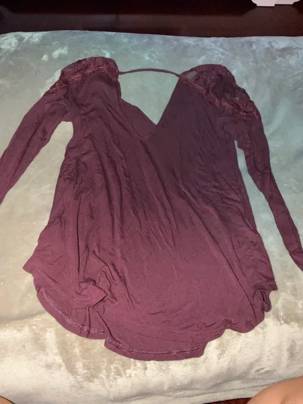 Maroon Long Sleeve American Eagle Soft & Sexy - Image 2