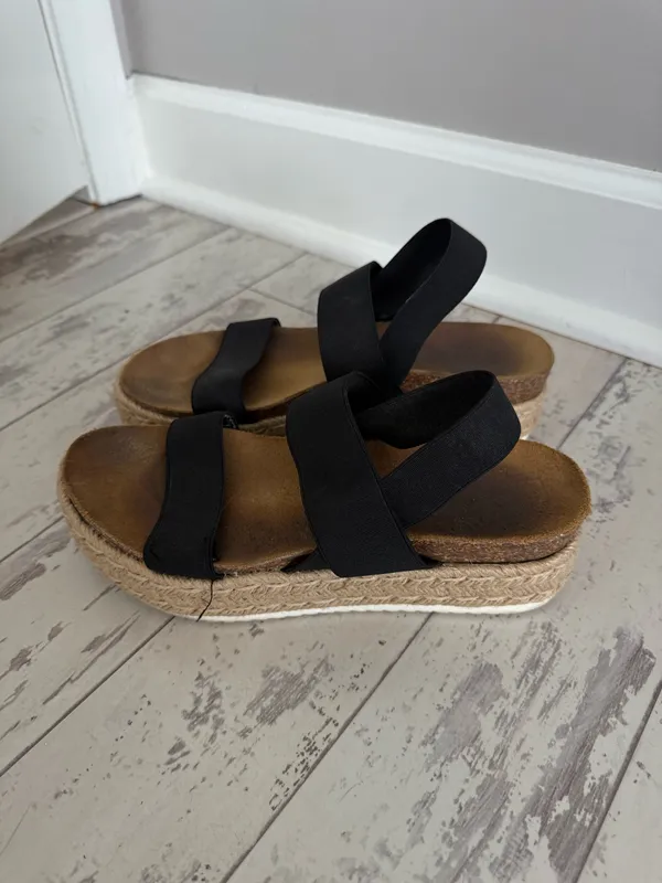 Steve Madden Black Strappy Sandals Platform - Image 5