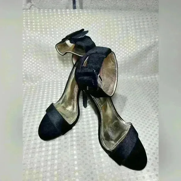 Venus high heels, Size 8 new without a box - Image 11