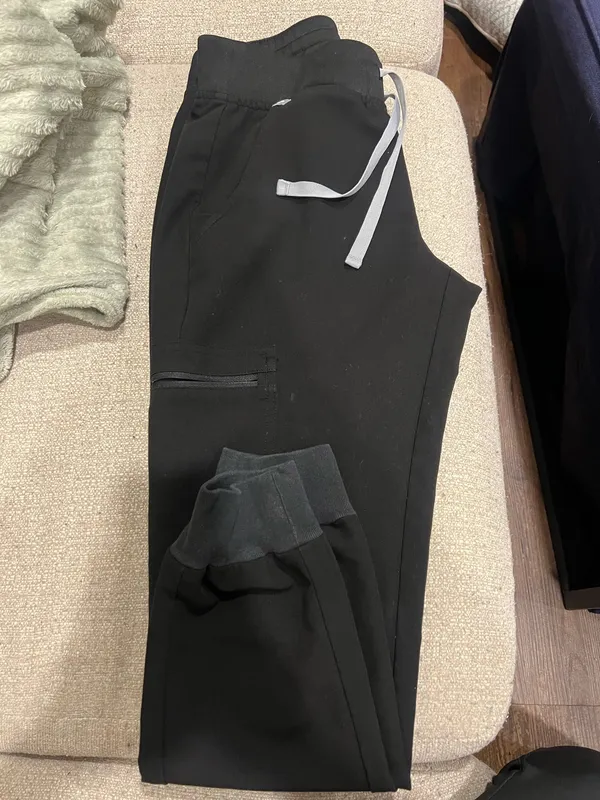 FIGS Scrub Pants Zamora Jogger - Image 2