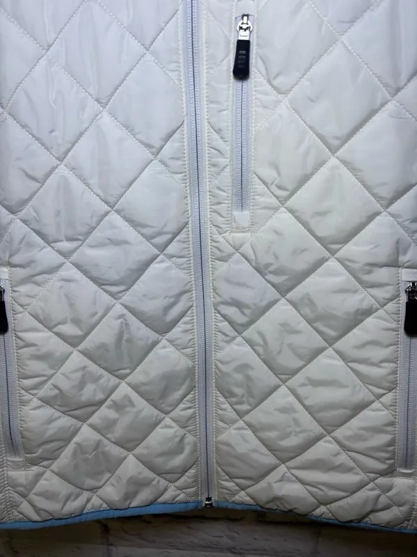 Lands End Vest Women's Size Med 10/12 White Blue Quilted Warm Full Zip Primaloft - Image 3