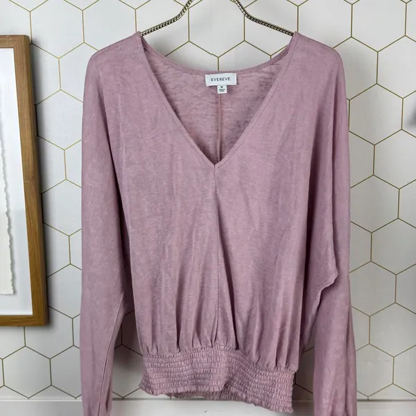 Evereve Layla Smocked Waist Lilac Purple V-Neck Long Sleeve Top - Size - Medium - Image 6