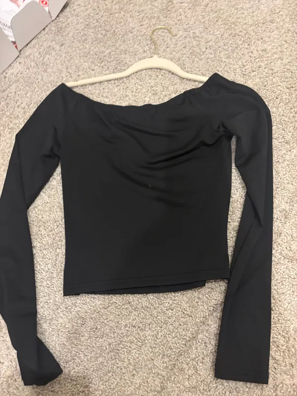 Edikted Long Sleeve Black Top - Image 3