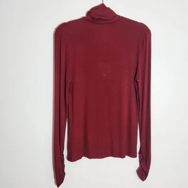 Fabletics Cranberry Red Turtleneck Size Large NWT - Image 5