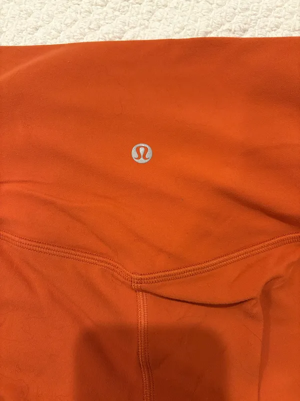 Womens Size 4 Align Lululemon Leggings - Image 2