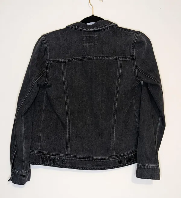 old navy distressed black denim jacket  - Image 7