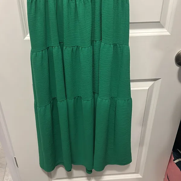 Monteau Green Smocked Tiered Midi Long Dress - Size Small - Image 7