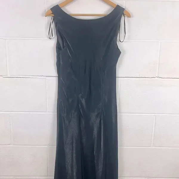 Alex Evenings slimming v-neck sleeveless maxi dress - Image 6