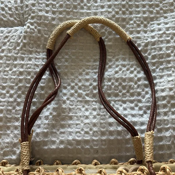 Stylish Tan Woven Tote Bag - Image 3