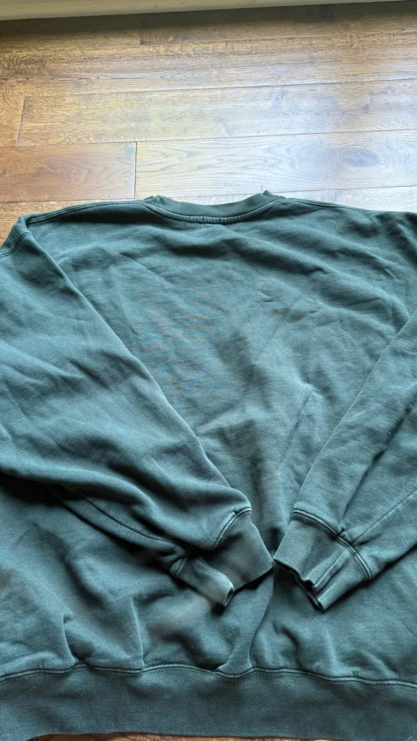 Brandy Melville Crewneck - Image 4