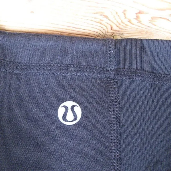 Lululemon Run Switch Back Reversible Half Zip Pullover - Image 7