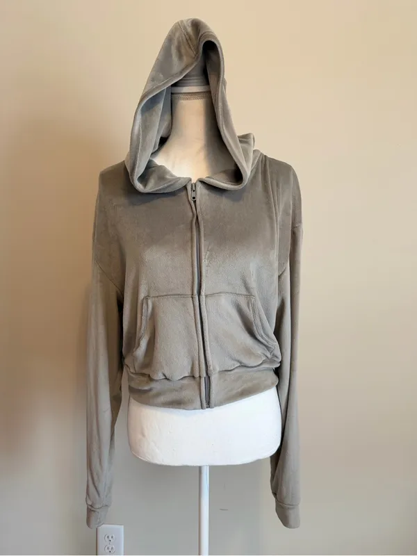 SKIMS Velour Zip Up Hoodie Jacket in Smoke size large limited edition NWOT - Image 7