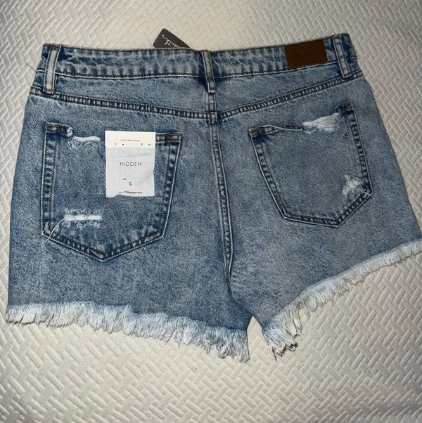 Hidden Jeans Shorts - Image 3
