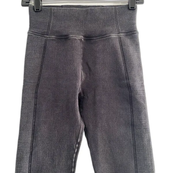 Aerie Offline Ribbed Seamless‎ Leggings Black Rinse Washed Athleisure Size Small - Image 2