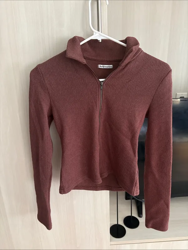 Reformation | Cinnamon Griet Collared Zip Knit Ribbed Sweater - Image 3