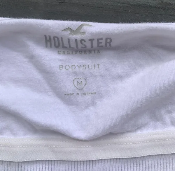 Hollister White Ribbed Halter Bodysuit - Image 5