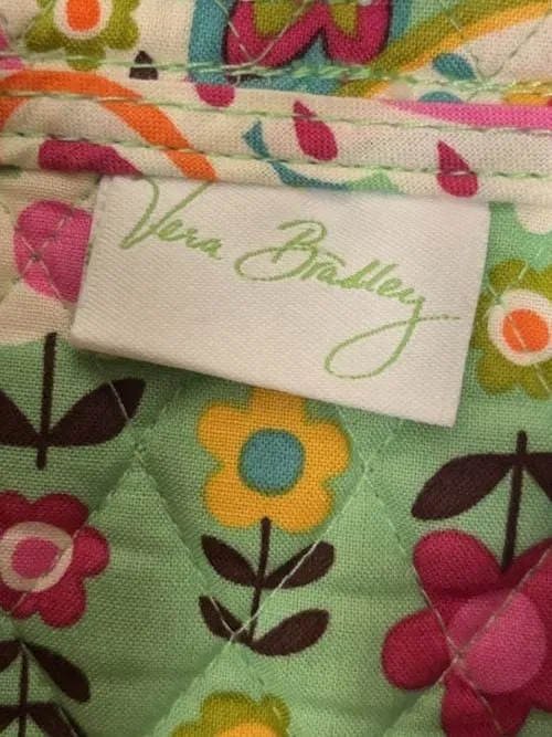 Vera Bradley Quilted Paisley Shoulder Bag - Image 7