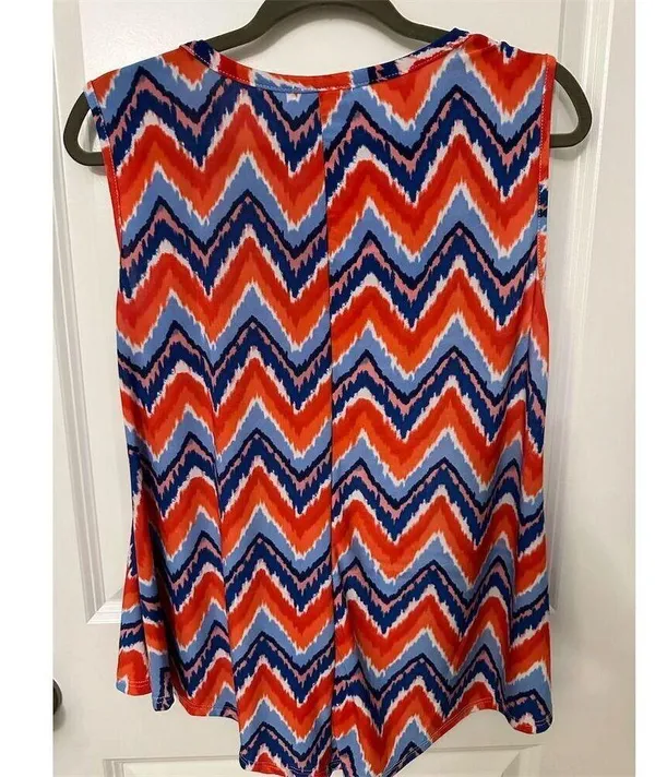 ☘️☘️☘️Marci Women's XL Multicolor Geometric Tank Top V-Neck Sleeveless ☘️☘️☘️ - Image 2