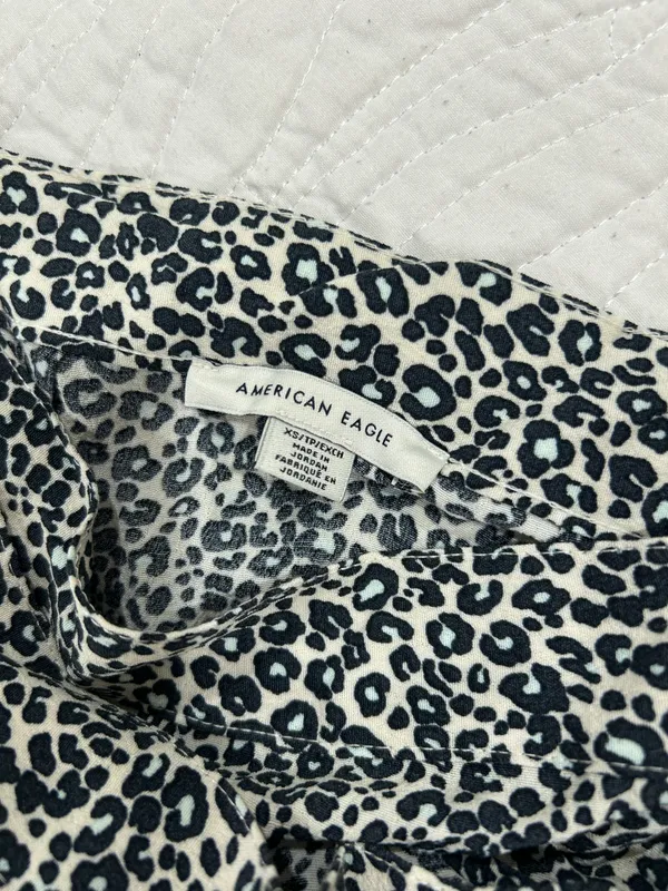 American Eagle Cheetah Skirt - Image 5