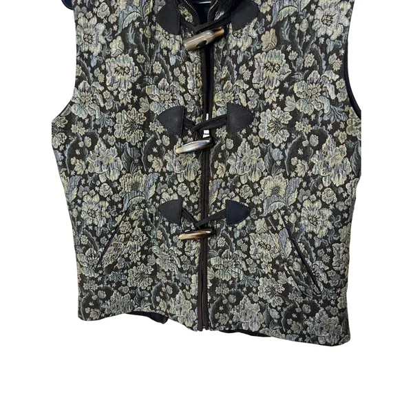 Vintage Baxis & Baxis Floral Tapestry Vest Faux Fur Collar‎ Toggle Closure Small - Image 3