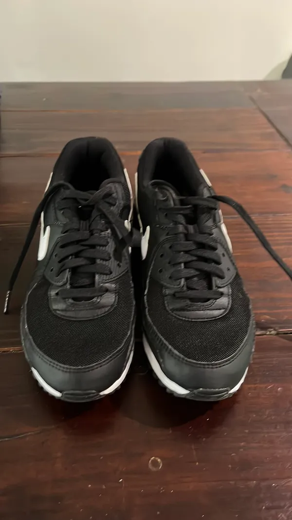 Nike Shoes - Image 2