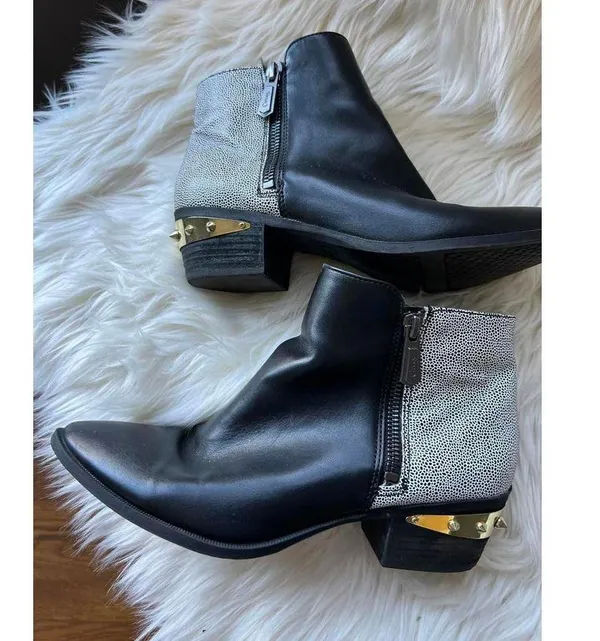 Circus by Sam Edelman Black & white Ankle Boots with Decorative Heel size 8.5 - Image 4