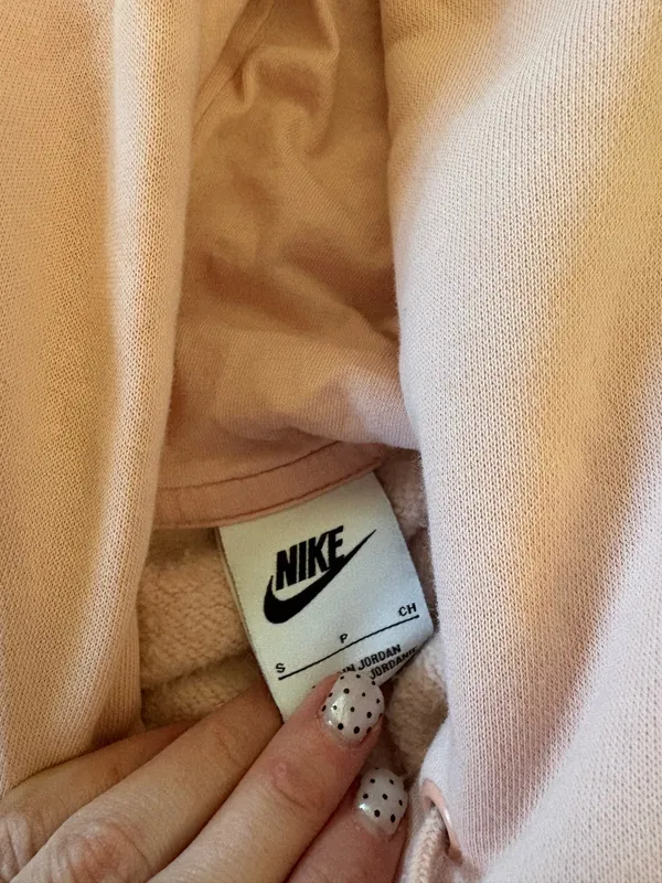 Pink Nike hoodie  - Image 4