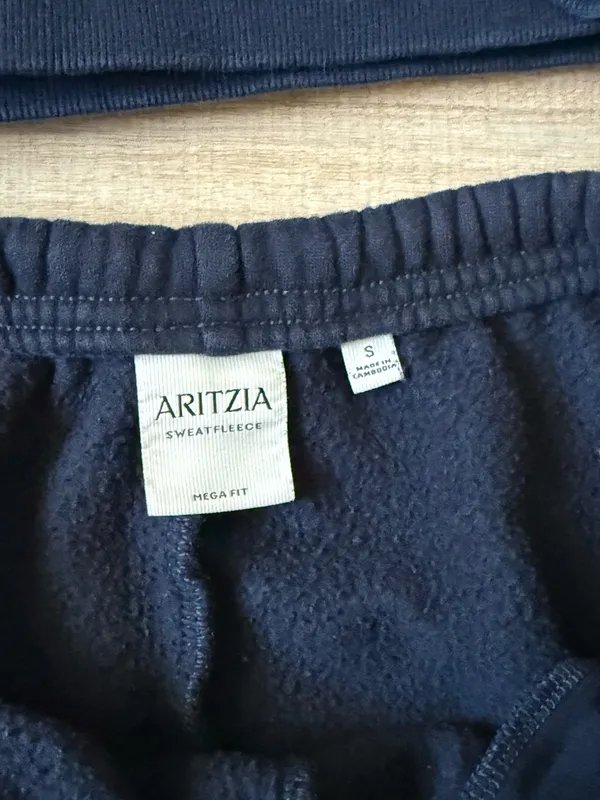 Aritzia Sweat Set Cozy Fleece - Image 6