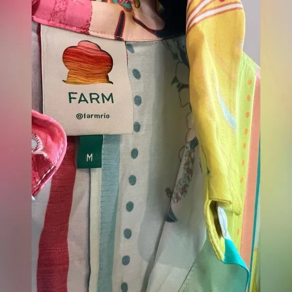 Farm Rio Shelby Button Down Blouse Medium - Image 3