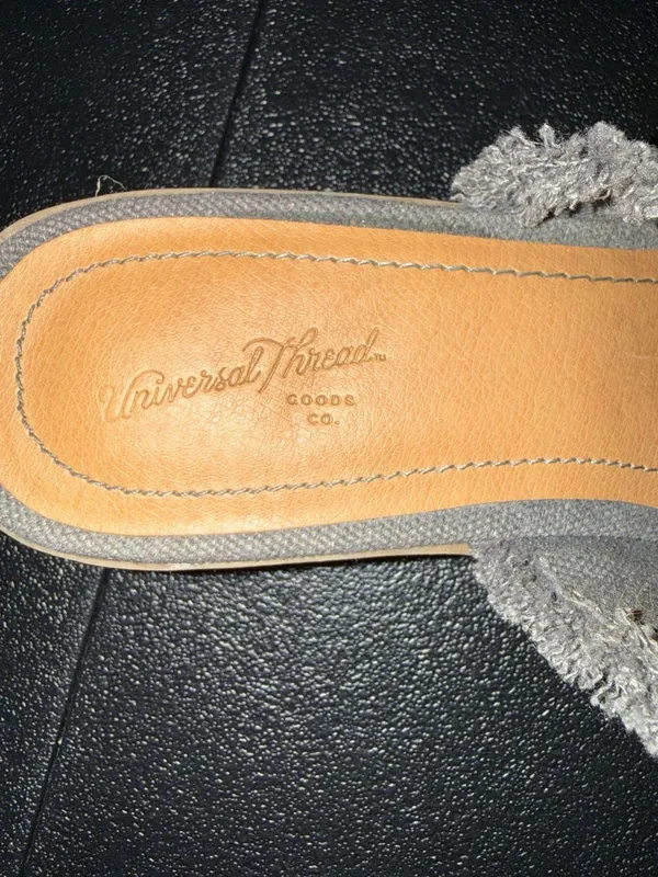 Universal Thread Gray Canvas Slide Sandals with Frayed Edge-6.5 - Image 4