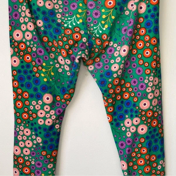 LuLaRoe Green / Pink / Yellow Patterned Leggings Size Tall and Curvy 12/18 - Image 9