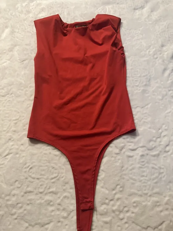 Wearever BodysuitWomen’s Size M Red Casual Dressy Summer Made In USA - Image 3