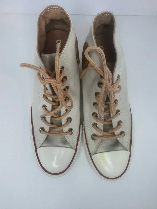 Converse All Stars High Top Sneakers Size 9 - Image 2
