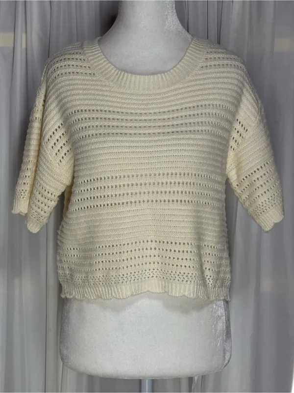 Pink Rose Women's Short Sleeve Crew Neck Cropped Sweater Size S - Image 3