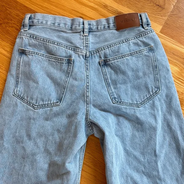 Meshki Light Blue Denim Jeans with Contrast Stitching - Image 7