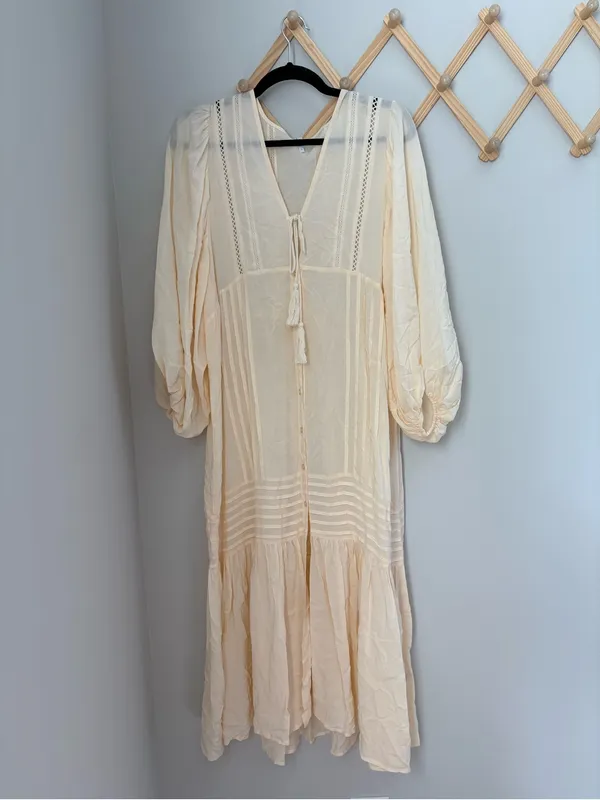 Young Fabulous & Broke Boho Cream Midi Dress size Medium - Image 2