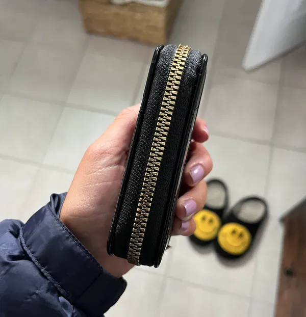 Black Snakeskin Card Holder - Image 2