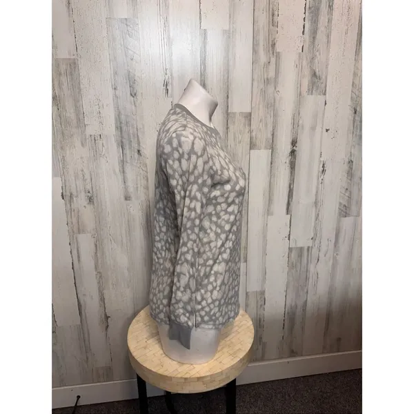 Stars Above Gray Leopard Waffle Knit Pajama Set Women’s XS - Image 8